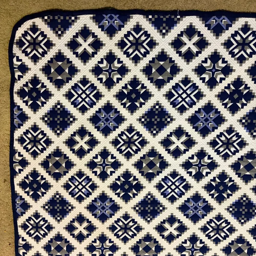 Blue White Geometric Medallion Reversible Quilt Set 2 Shams Full Queen 84x86